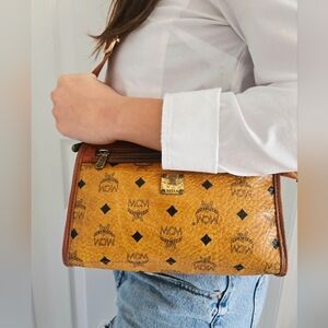 Authentic MCM Visetos Cognac Tan Vintage Crossbody Clutch WOC Shoulder‎ Bag